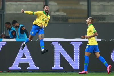 Neymar precisar� de 21 jogos para alcan�ar Pel� na artilharia da Sele��o se mantiver m�dia atual