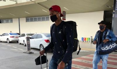 Marrony chega a BH para fazer exames e integrar grupo do Atl�tico-MG