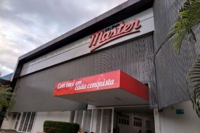 Amea�a de massacre aterroriza pais e alunos em escola particular de Cuiab�