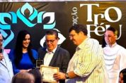 Conex�o colunismo social Brasil 