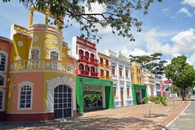 MP de Contas apura supostas irregularidades na reforma de R$ 1,1 mi na Orla do Porto de Cuiab�