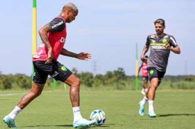 Cuiab� pega o Goi�s e precisa de empate para ir � final
