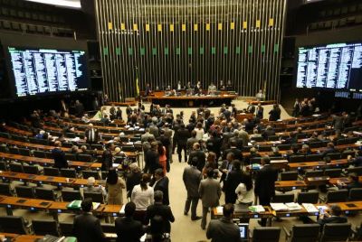 C�mara aprova texto-base da MP que cria a Taxa de Longo Prazo