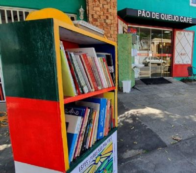 Projeto instala bibliotecas itinerantes em pontos estrat�gicos de Cuiab�