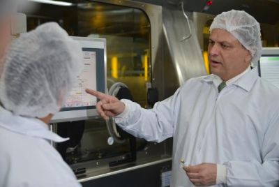 Pa�s tem estoque para imunizar todos os brasileiros n�o vacinados, diz ministro