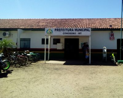 ​Justi�a decreta perda da fun��o p�blica do prefeito de Comodoro