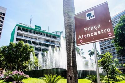 Carn�s do IPTU 2021 come�am a ser entregues via correios