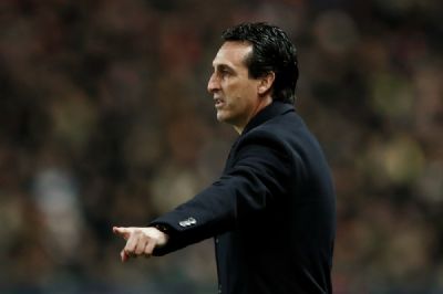 Emery n�o v� o PSG dependente de Neymar: 