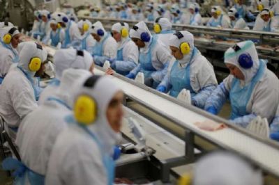 Pa�s perdeu quase 21 mil empregos formais em 2017