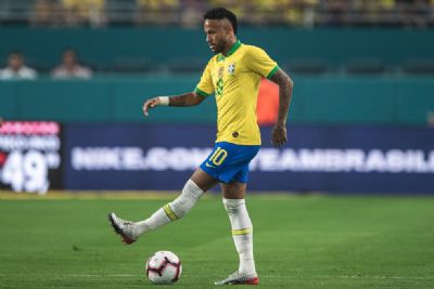 Fifa cria exce��es para regra que obriga clubes a cederem jogadores �s sele��es