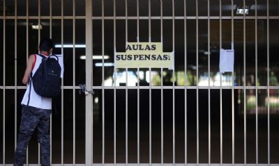 Senado aprova MP que suspende n�mero m�nimo de dias letivos