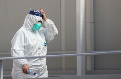 Ao menos 14% dos 85,1 mil infectados por coronav�rus na Espanha s�o profissionais da sa�de