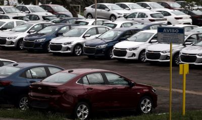 Vendas de ve�culos novos t�m queda de 13,6% em agosto