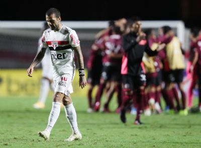 Lista de vexames: S�o Paulo acumula 27 elimina��es em mata-matas na d�cada