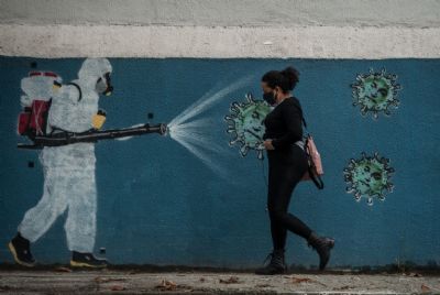 Mercado de trabalho reage, mas mulheres perdem ainda mais espa�o