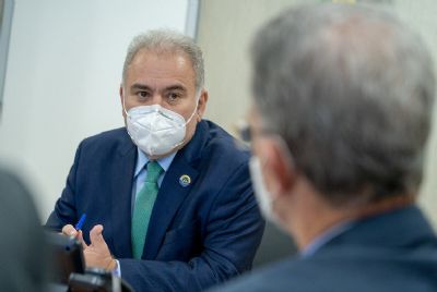 Deputados do PT pedem investiga��o contra Queiroga