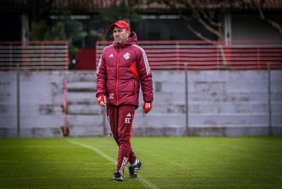 Inter anuncia sa�da de Eduardo Coudet ap�s derrota para o Juventude