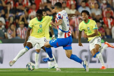 Brasil perde para o Paraguai e ocupa 5� posi��o na tabela das Eliminat�rias do Mundial
