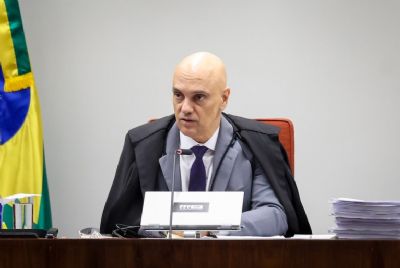 Moraes determina desbloqueio da rede social X