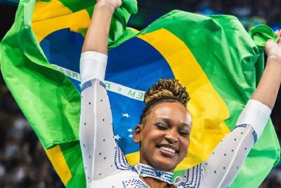 Ap�s conquistar nova medalha de ouro, Rebeca Andrade revela que pensou em desistir da gin�stica