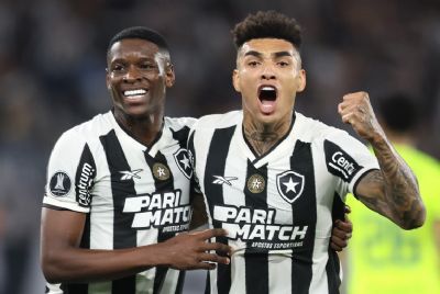 Botafogo iguala River e se torna o finalista que mais eliminou �t�tulos� no mata-mata da Libertadores