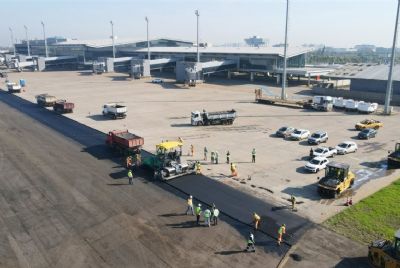 Aeroporto Salgado Filho, recebe o primeiro pouso ap�s quase cinco meses fechado
