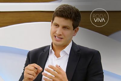 Jo�o Campos fala sobre a import�ncia da democracia