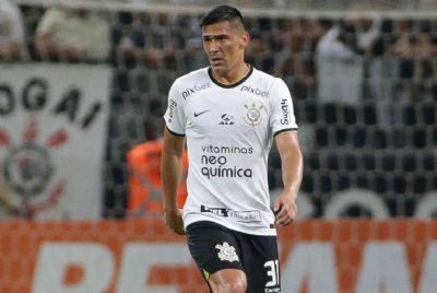 Por d�vida com zagueiro, Fifa pune Corinthians com transfer ban
