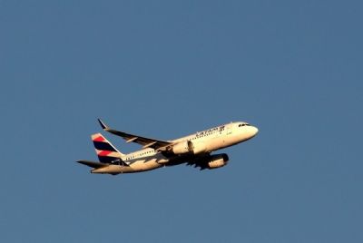 Latam Ter� que Pagar R$ 18 Mil a Passageiro que Sofreu Inj�ria Racial