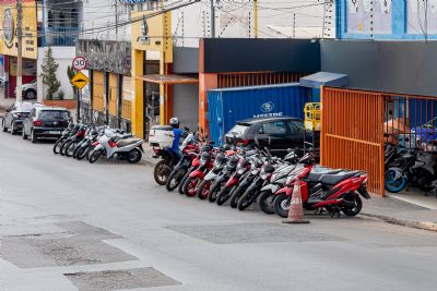 Opera��o Com�rcio em Ordem refor�a fiscaliza��o para garantir cal�adas livres e acess�veis em Cuiab�