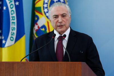 Governo publica decreto com medidas para caminhoneiros