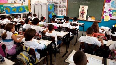 Auditoria aponta mais de 2 milh�es de crian�as fora das salas de aula
