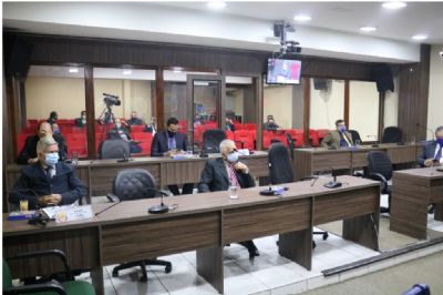 C�mara de VG aprova incluir igrejas como essenciais e Kalil avalia se vai sancionar