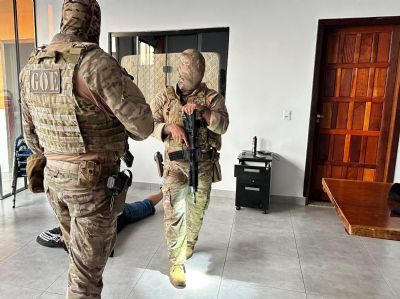 Pol�cia cumpre 143 ordens contra grupo de traficantes que comercializavam armas