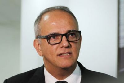 Deccor n�o descarta participa��o de prefeito em suposto superfaturamento