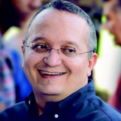 Sem alian�as e suplentes, Pedro Taques confirma que ser� candidato ao Senado