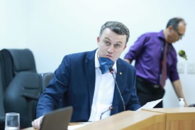 Em meio a pandemia, deputado afirma que Governo se 