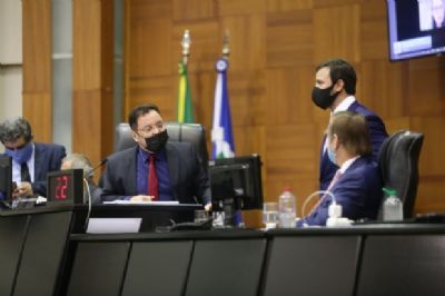 Projeto que aumenta sal�rios de servidores com cargos comissionados � aprovado