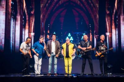 Roupa Nova canta �Todo Amor do Mundo� em Cuiab�