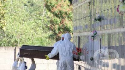 Medidas restritivas para frear covid ser�o decididas nesta segunda