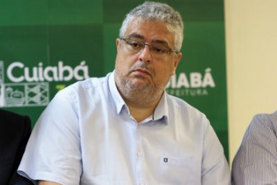 �Emanuel � l�der em ascens�o e isso contraria alguns no MDB�