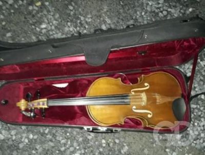 Soldado do Ex�rcito � preso ao tentar vender viola cl�ssica furtada h� um ano