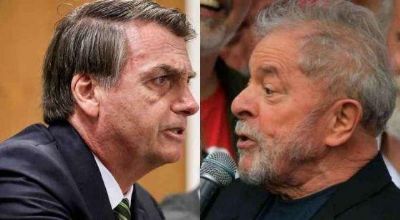 Pesquisa mostra Bolsonaro vencendo Lula 'de lavada'