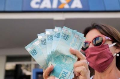 Mais 4 milh�es de brasileiros recebem aux�lio emergencial nesta sexta-feira
