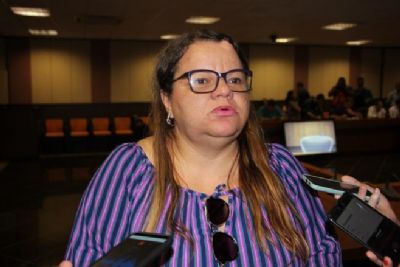 Alunos de MT podem ter que refazer s�rie; aulas presenciais s� em 2021