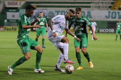 Cuiab� perde da Chape e deixa G4