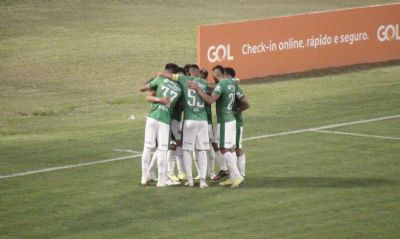 Guarani vence l�der Cuiab� e sai da zona do rebaixamento