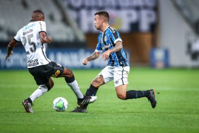 Matheus Henrique leva 10 pontos na canela, mas n�o deve desfalcar o Gr�mio na Libertadores