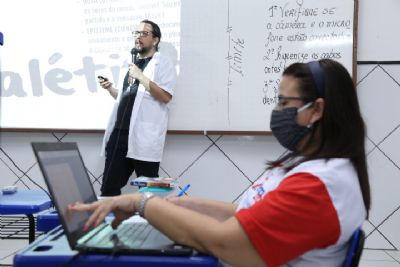 Estudantes de capital seguem em ritmo acelerado na prepara��o do ENEM