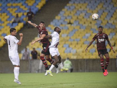 Protagonismo, for�a a�rea e intensidade: a estreia dos refor�os do Flamengo